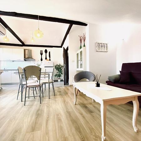 Luna Maris Apartments Zadar Bagian luar foto