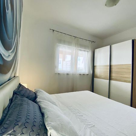 Luna Maris Apartments Zadar Bagian luar foto