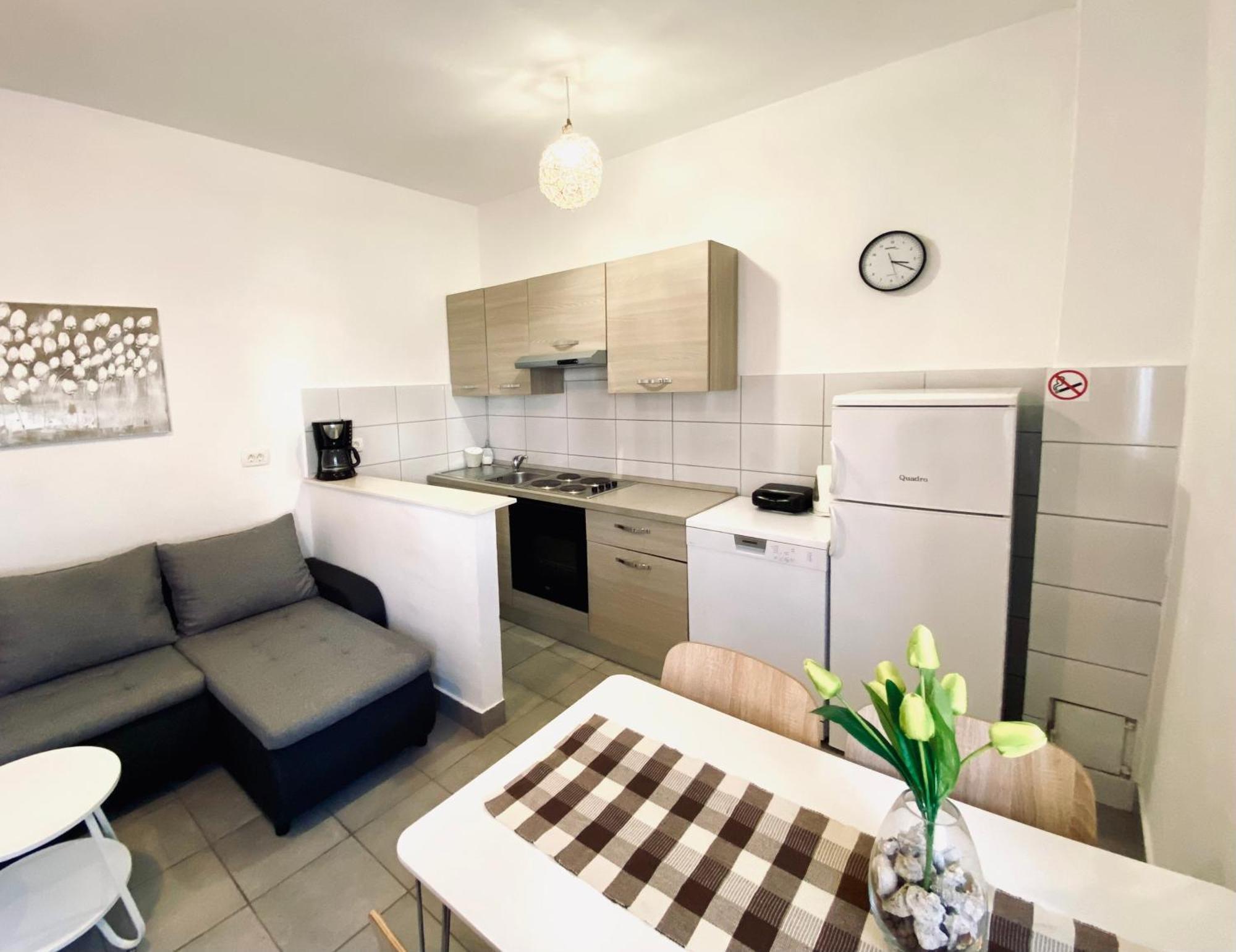 Luna Maris Apartments Zadar Bagian luar foto